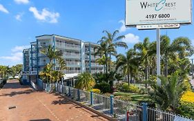 White Crest Apartments Hervey Bay Exterior photo