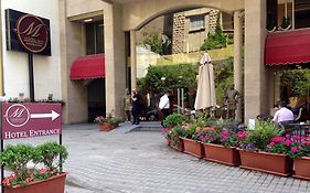 Midtown Hotel & Suites Beyrouth Exterior photo