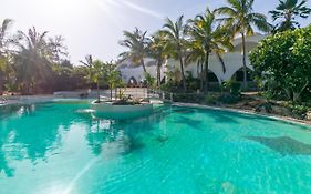 Sun Palm Beach Resort And Spa Watamu Exterior photo