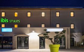 ibis styles Villeneuve Sur Lot Exterior photo