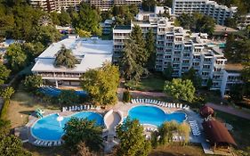 Hotel Sandy Beach Albena Exterior photo