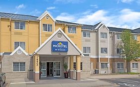 Microtel Inn & Suites By Wyndham Denver Airport Exterior photo