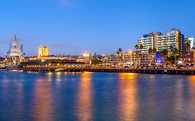 Hotel Wyndham San Diego Bayside Exterior photo