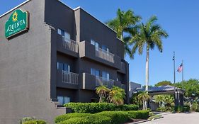 Hôtel La Quinta By Wyndham Ft. Myers - Sanibel Gateway à Fort Myers Exterior photo