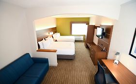 Holiday Inn Express & Suites Port Clinton-Catawba Island Exterior photo
