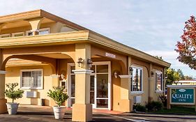 Quality Inn Ukiah Exterior photo