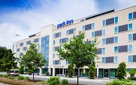 Park Inn By Radisson Frankfurt Airport Francfort-sur-le-Main Exterior photo