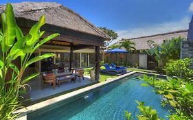 Bali Rich Villas Seminyak Exterior photo