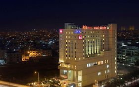 Hôtel Ibis Bengaluru Hosur Road - An Accor Brand Exterior photo
