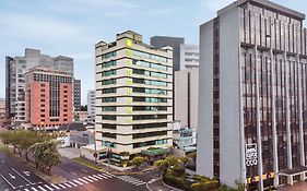 Hotel Wyndham Garden Quito Exterior photo