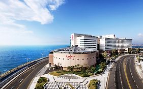 Hôtel Ramada Plaza By Wyndham Jeju Ocean Front Exterior photo