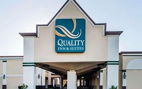 Quality Inn & Suites Conference Center Across From Casino Érié Exterior photo