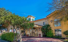 La Quinta Inn By Wyndham San Antonio I-35 N At Rittiman Rd Exterior photo