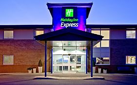 Holiday Inn Express Shrewsbury, An Ihg Hotel Exterior photo