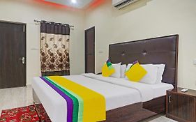 Itsy Hotels Albie Stay Inn Chandīgarh Exterior photo