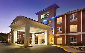 Holiday Inn Express & Suites Manassas, An Ihg Hotel Exterior photo