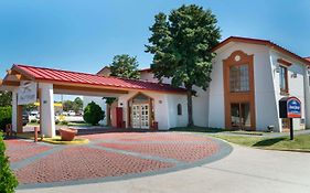 Hotel Howard Johnson By Wyndham Atlanta College Park Exterior photo