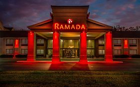 Hôtel Ramada By Wyndham Tuscaloosa Exterior photo
