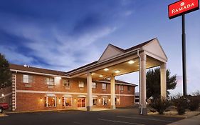 Hotel Ramada By Wyndham Sioux City Exterior photo