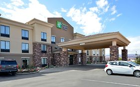 Holiday Inn Express & Suites Page - Lake Powell Area Exterior photo