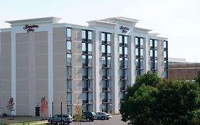 Hampton Inn Green Bay Downtown Exterior photo