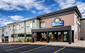 Days Inn & Suites By Wyndham Duluth By The Mall Exterior photo