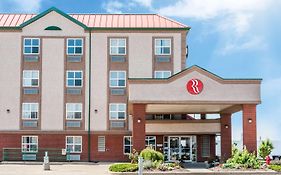 Hotel Ramada By Wyndham Sherwood Park Exterior photo