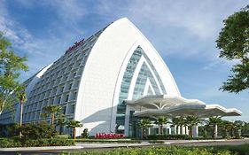 Movenpick Hotel&Convention Centre KLIA Sepang Exterior photo