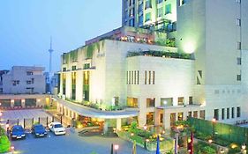 Hotel City Park New Delhi Exterior photo