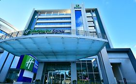 Holiday Inn Express Asuncion Aviadores By Ihg Exterior photo