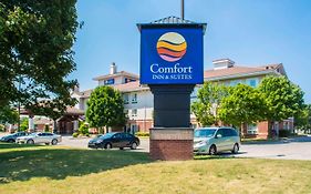 Comfort Inn & Suites Ingersoll Exterior photo