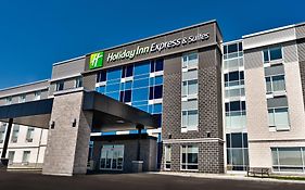 Holiday Inn Express&Suites - Trois Rivieres Ouest, an IHG Hotel Exterior photo