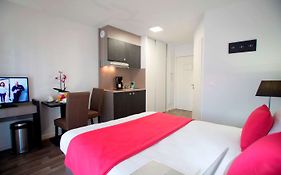 Aparthotel Odalys City Paris Levallois Exterior photo