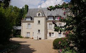 Hotel Logis Manoir De La Giraudière à Beaumont-en-Véron Exterior photo