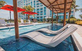 Hôtel Radisson Blu Aruba à Palm Beach Exterior photo