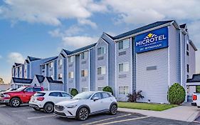 Microtel Inn & Suites By Wyndham Plattsburgh Exterior photo