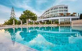 Chamada Prestige Hotel And Casino Kyrenia  Exterior photo