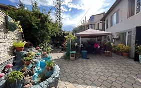 Auberge de jeunesse Ortachala Summer House à Tbilissi Exterior photo
