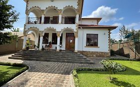Villa Siroiney Arusha Exterior photo