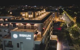 Signum Hotel Podgorica Exterior photo