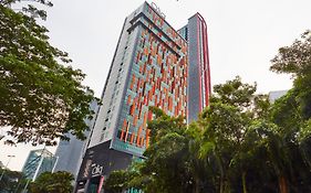 Hôtel Qliq Damansara à Petaling Jaya Exterior photo