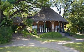 Stanley And Livingstone Game Reserve Victoria Falls Exterior photo