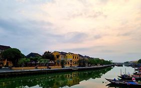 Hotel Hoi An Center Town Exterior photo