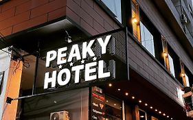 Peaky Hotel Durrës Exterior photo