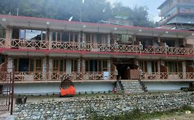 Rrr Resorts Tirthan Valley By Rrr Hotels & Resorts Banjār Exterior photo