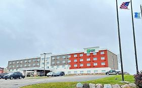 Holiday Inn Big Rapids Exterior photo