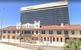 Hôtel Crowne Plaza Pensacola Grand Exterior photo