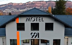 Motel 991 Viviers-du-Lac Exterior photo