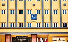 Hotel Ibis Budget Singapore Emerald Exterior photo