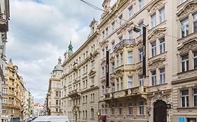 La Ballerina Hotel Prague Exterior photo